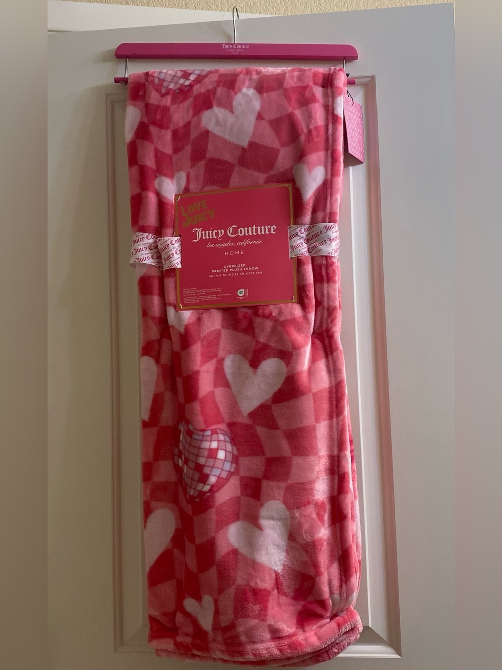 Juicy Couture ❤️Pink Plush Oversized Throw Blanket with Hearts NWT